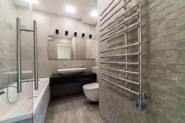 Radiateurs salle de bain:tuyaux choisir radiateur salle de bain